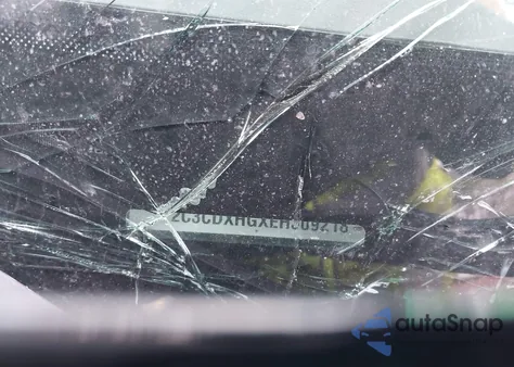 2014 Dodge Charger Sxt z USA, uszkodzony, nr VIN 2C3CDXHGXEH309218